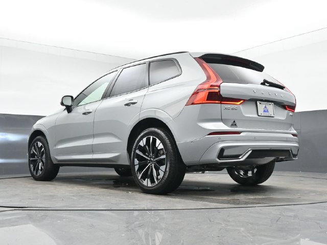 New 2026 Volvo XC60 B5 Plus w/ Protection Package Premier AWD/4WD image 44