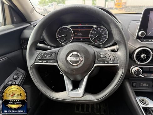 Used 2024 Nissan Sentra SV FWD image 16