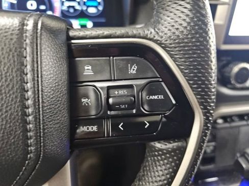 Certified 2024 Toyota Sequoia SR5 AWD/4WD image 21