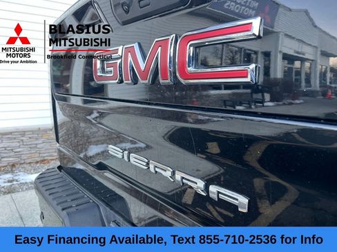 Used 2025 GMC Sierra 2500 AT4 w/ AT4 Premium Plus Package image 23
