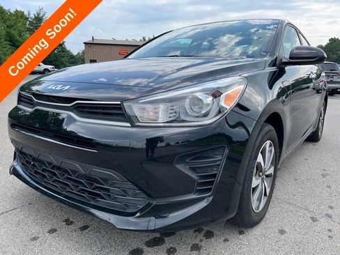 Used 2023 Kia Rio S w/ Technology Package FWD image 4