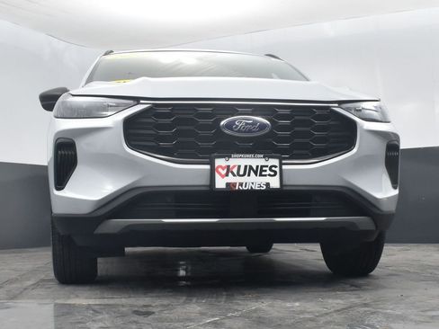 Used 2026 Ford Escape ST-Line w/ Tech Pack #1 AWD/4WD image 40