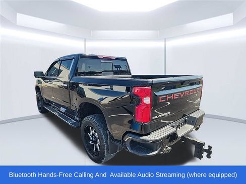 Used 2019 Chevrolet Silverado 1500 High Country w/ High Country Premium Package AWD/4WD image 5