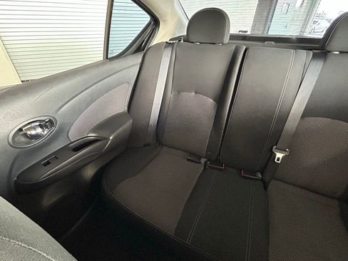 Used 2016 Nissan Versa SV image 12