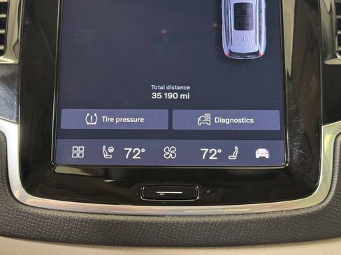 Used 2024 Volvo XC90 B6 Plus AWD/4WD image 36