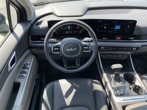 New 2026 Kia Carnival EX image 23
