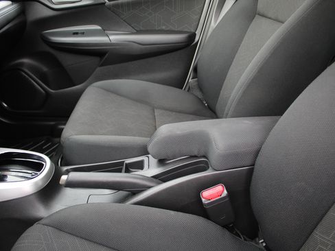 Used 2016 Honda Fit EX image 33