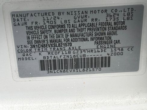 Used 2025 Nissan Versa SV FWD image 23