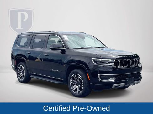 Used 2024 Jeep Wagoneer Series II w/ Flexible Seating Group AWD/4WD image 2