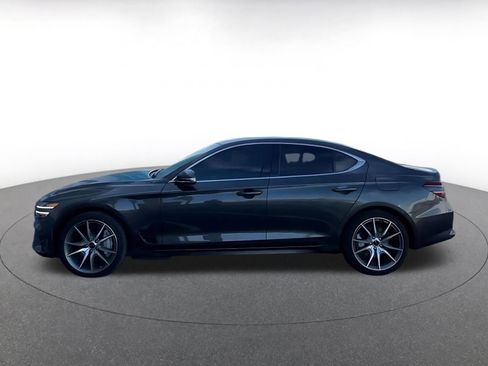 Used 2025 Genesis G70 2.5T RWD image 8