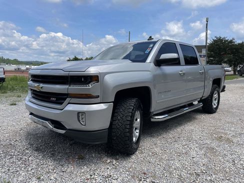 Used 2018 Chevrolet Silverado 1500 LT w/ All Star Edition AWD/4WD image 25