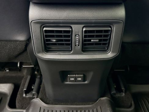 Used 2023 Toyota RAV4 Limited AWD/4WD image 33