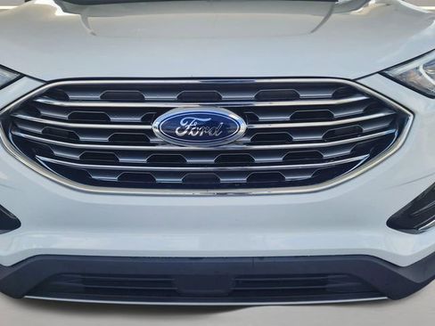 Used 2020 Ford Edge SEL w/ Convenience Package FWD image 3
