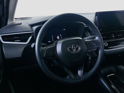Used 2026 Toyota Corolla LE FWD image 17