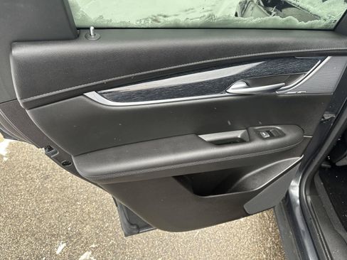 Used 2023 Cadillac XT5 Premium Luxury image 18