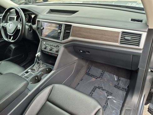 Used 2019 Volkswagen Atlas SE w/ Towing Package FWD image 28