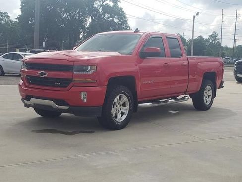 Used 2017 Chevrolet Silverado 1500 LT w/ All Star Edition AWD/4WD image 9