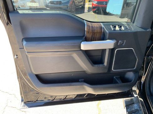 Used 2019 Ford F150 Lariat w/ Equipment Group 502A Luxury image 11