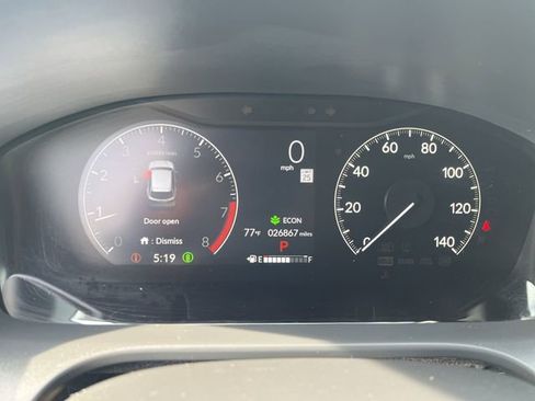Used 2025 Honda HR-V Sport image 12