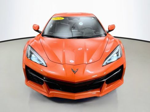 Used 2025 Chevrolet Corvette Z06 RWD image 2