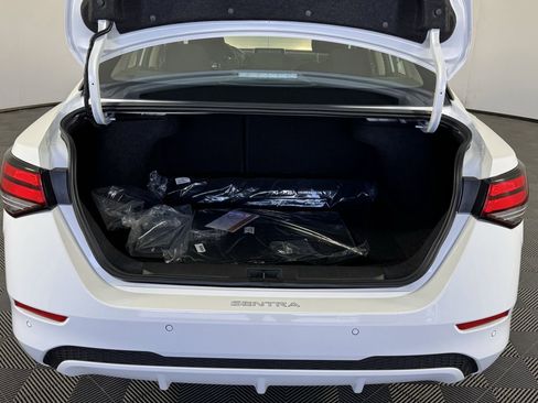 New 2025 Nissan Sentra SV image 36