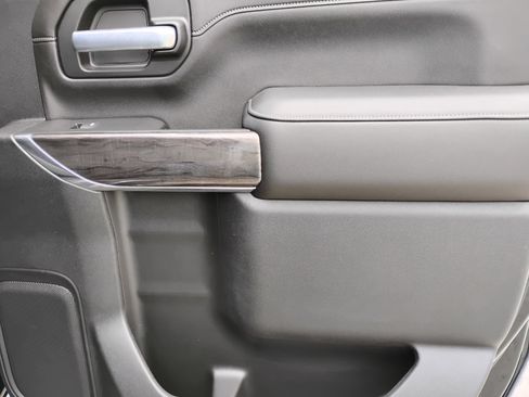 Used 2021 Chevrolet Silverado 3500 LTZ w/ LTZ Plus Package image 21