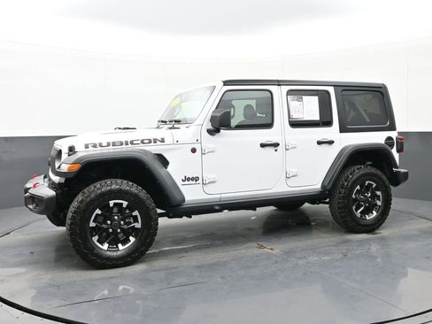 Used 2025 Jeep Wrangler Unlimited Rubicon image 6