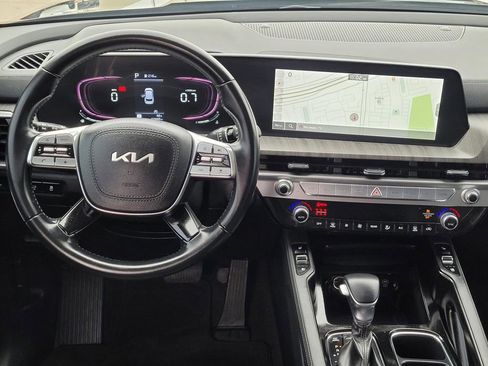 Used 2023 Kia Telluride EX image 19