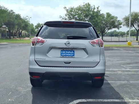 Used 2016 Nissan Rogue SV w/ SV Premium Package FWD image 7