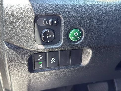 Used 2021 Honda Pilot EX image 6