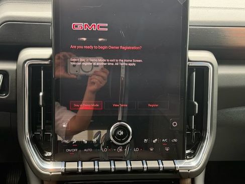 New 2026 GMC Yukon XL Denali AWD/4WD image 18