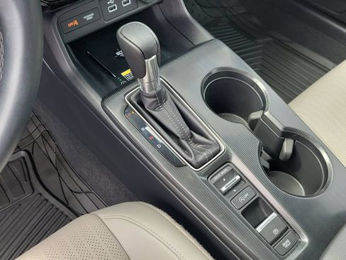 Used 2024 Honda Civic Sport Touring image 21
