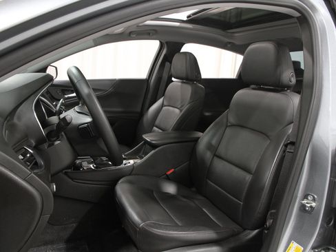 Certified 2024 Chevrolet Malibu LT image 5