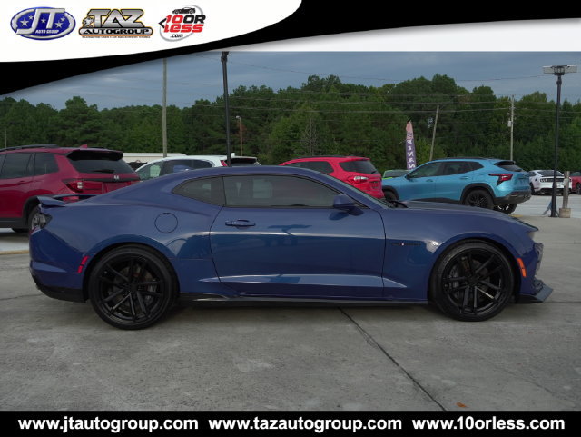 Used 2020 Chevrolet Camaro SS RWD image 10