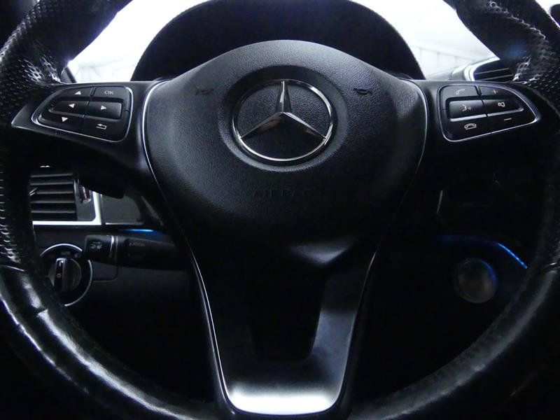 Used 2018 Mercedes-Benz GLE 43 AMG 4MATIC w/ Premium 3 Package image 18