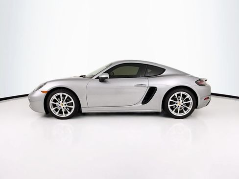 Certified 2018 Porsche 718 Cayman RWD image 2