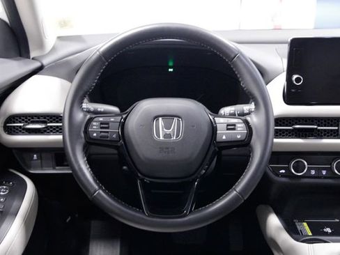 Certified 2025 Honda HR-V EX-L image 17