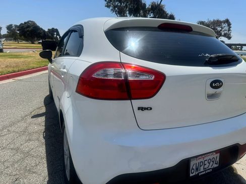 Used 2013 Kia Rio EX w/ Convenience Pkg FWD image 9