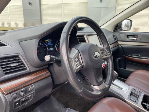 Used 2014 Subaru Outback 2.5i Limited image 25