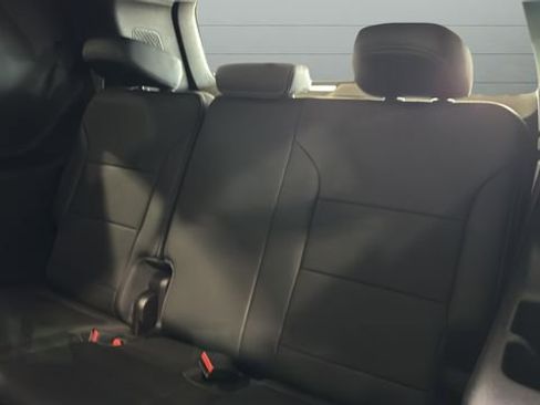 Used 2025 Buick Enclave Preferred image 25