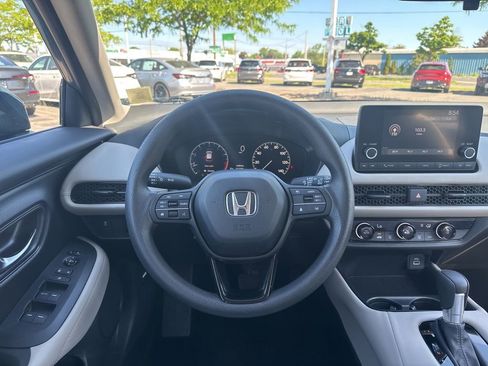 Certified 2024 Honda HR-V LX image 19