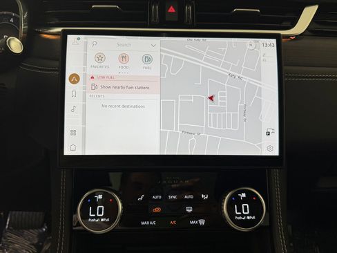 New 2026 Jaguar F-PACE R-Dynamic S image 23