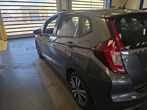Used 2019 Honda Fit EX image 4