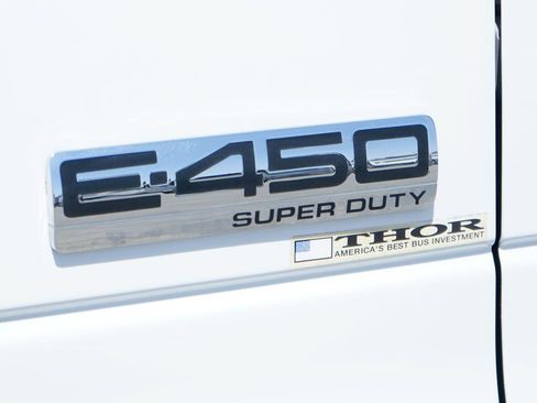 Used 2013 Ford E-450 and Econoline 450 Super Duty w/ Shuttle Bus Prep Pkg RWD image 45