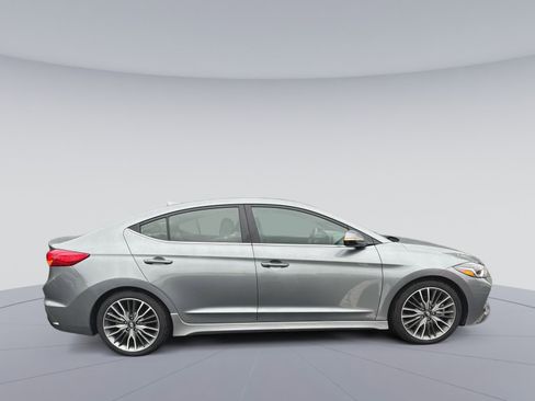 Used 2017 Hyundai Elantra Sport w/ Sport Premium Package 06 FWD image 34
