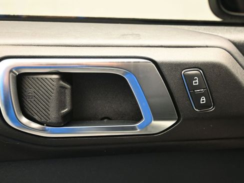 Used 2024 Ford Bronco Badlands w/ Sasquatch Package image 11