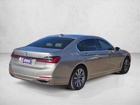 Used 2021 BMW 740i 740i w/ Premium Package image 5