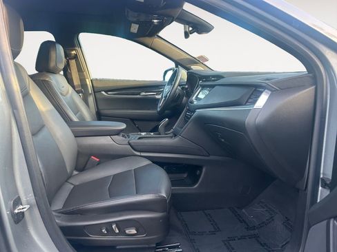 Used 2023 Cadillac XT5 Premium Luxury image 10