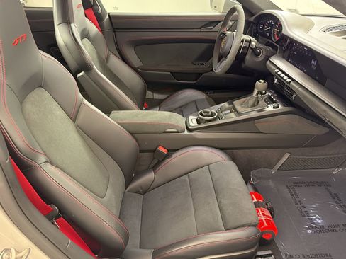 Certified 2023 Porsche 911 GT3 RWD image 30