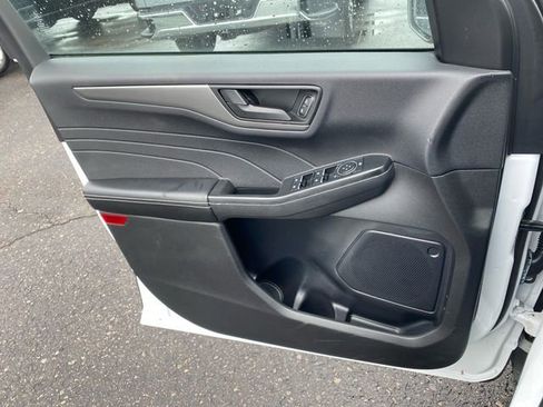 Used 2025 Ford Escape Active image 19